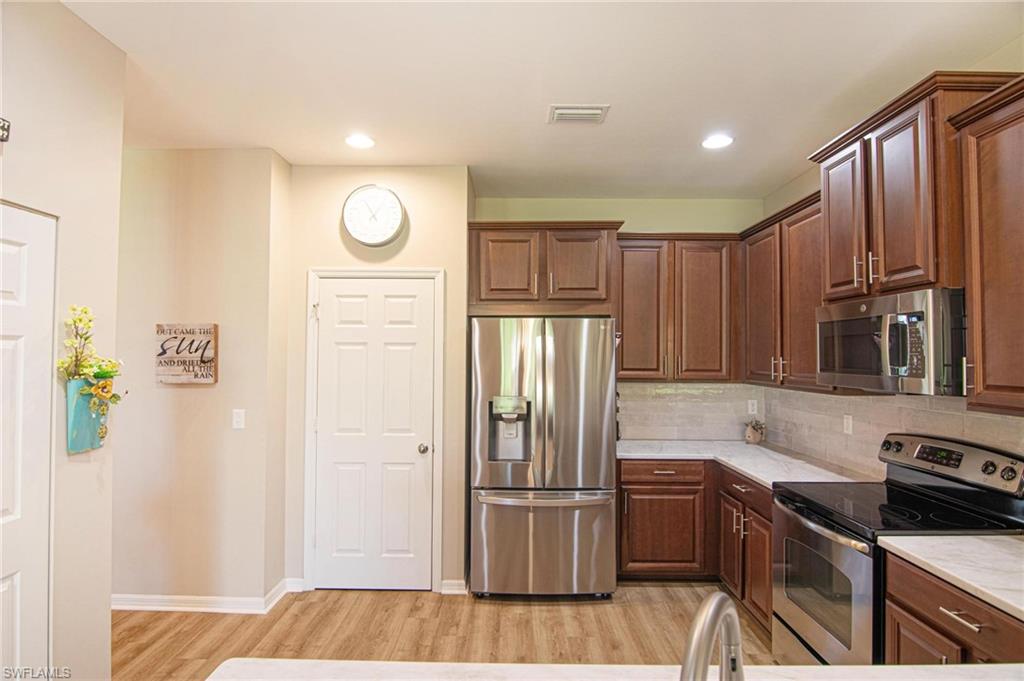 SANDOVAL - Residential