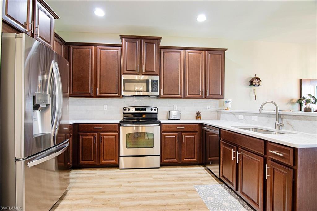 SANDOVAL - Residential