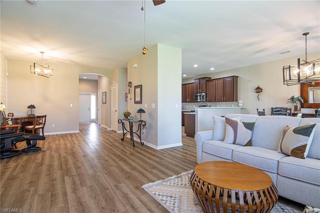 SANDOVAL - Residential