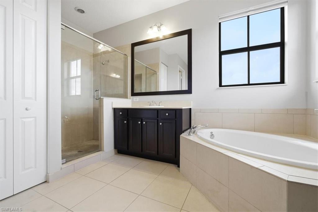 MAPLE RIDGE - Residential