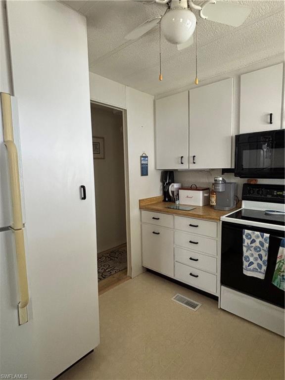 CARRIAGE VILLAGE - Residential Lease