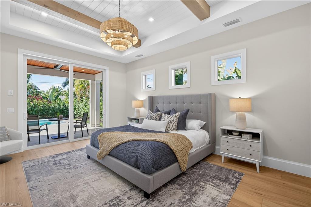 NAPLES PARK - Residential