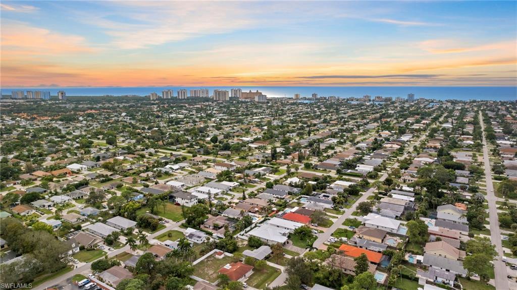 NAPLES PARK - Residential