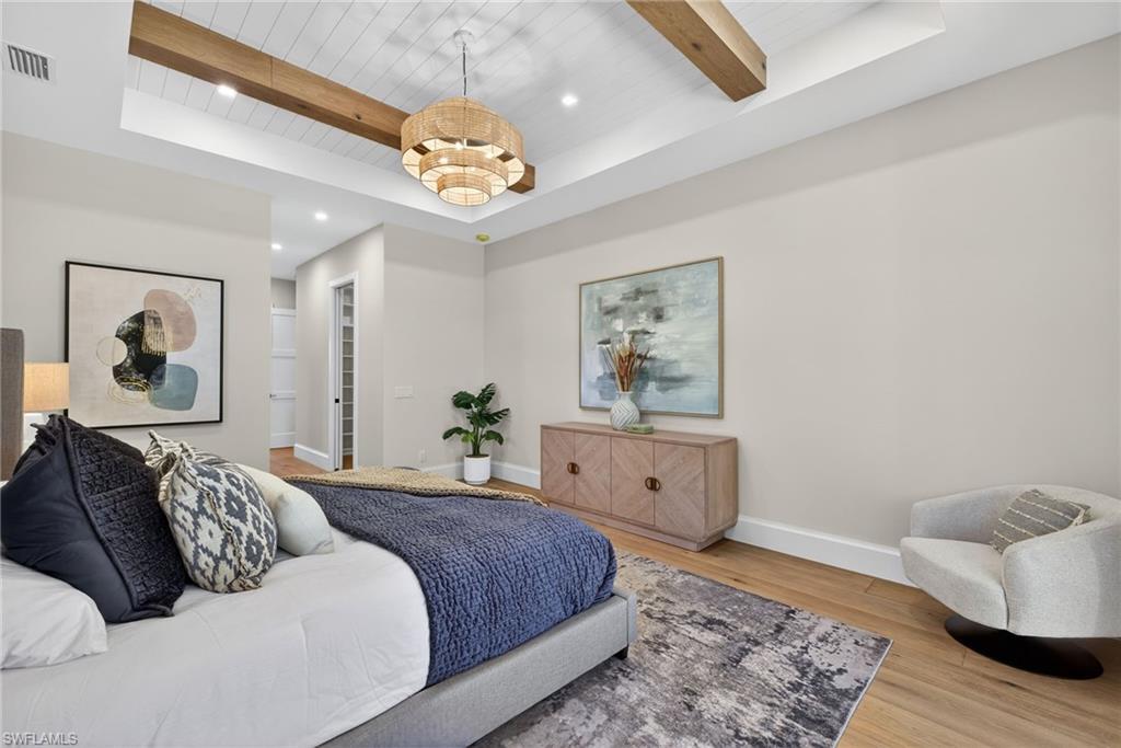 NAPLES PARK - Residential