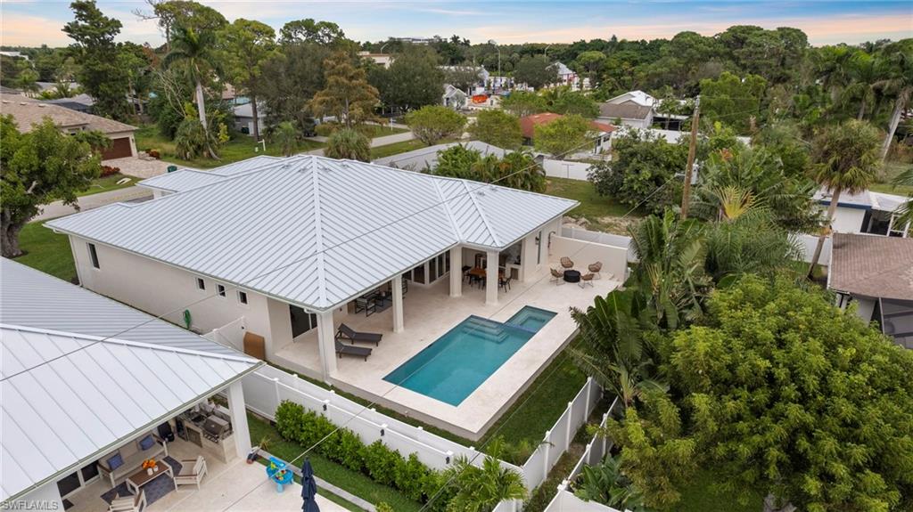 NAPLES PARK - Residential