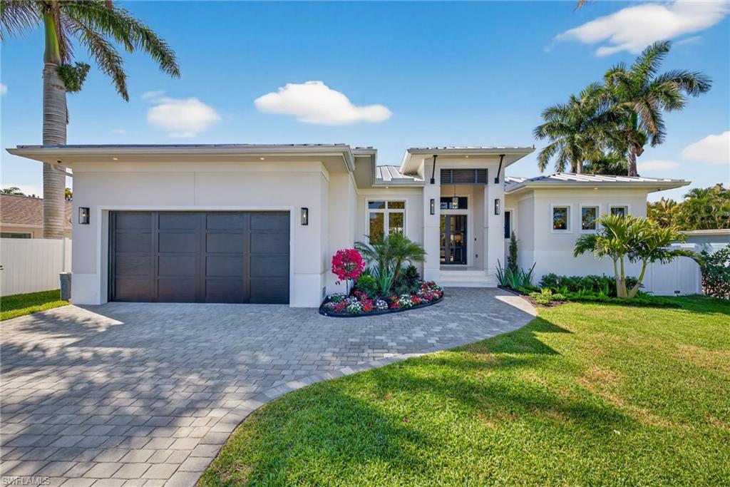 NAPLES PARK - Residential