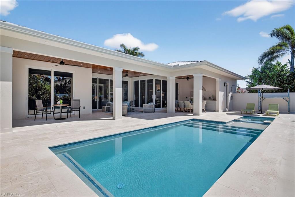 NAPLES PARK - Residential