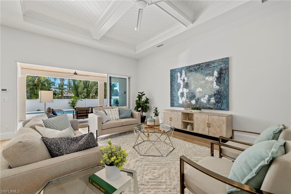 NAPLES PARK - Residential