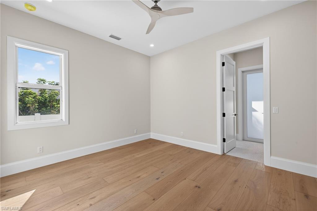 NAPLES PARK - Residential