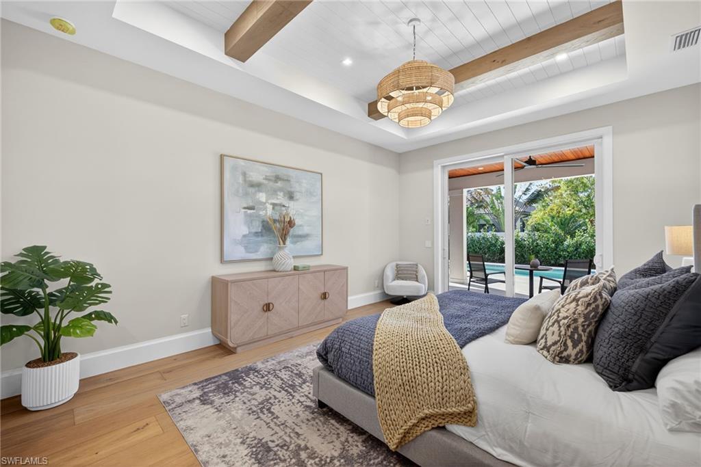 NAPLES PARK - Residential