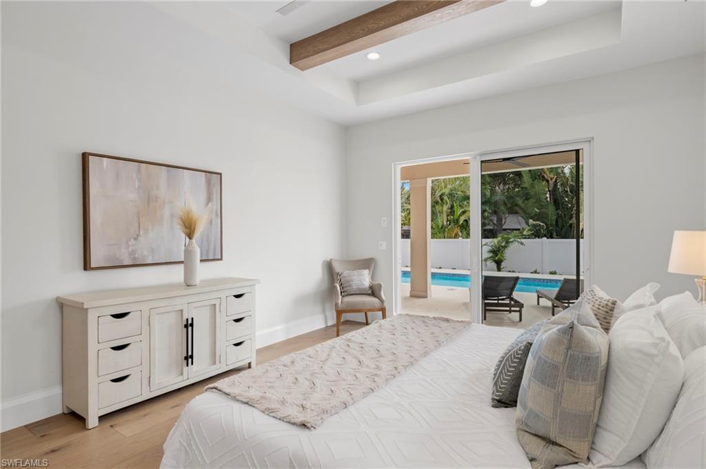 NAPLES PARK - Residential