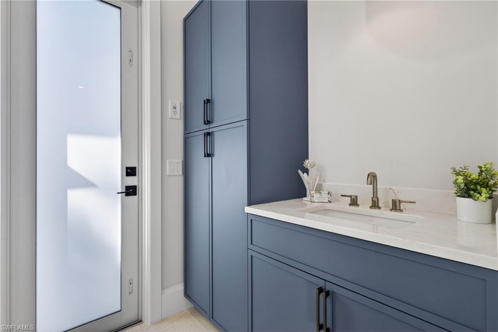 NAPLES PARK - Residential