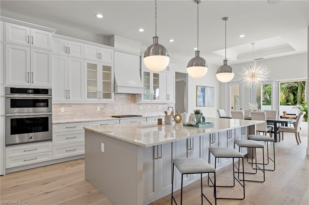 NAPLES PARK - Residential