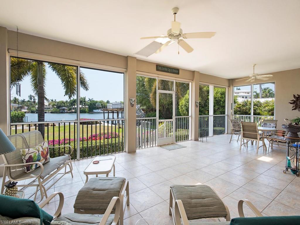 AQUALANE SHORES - Residential