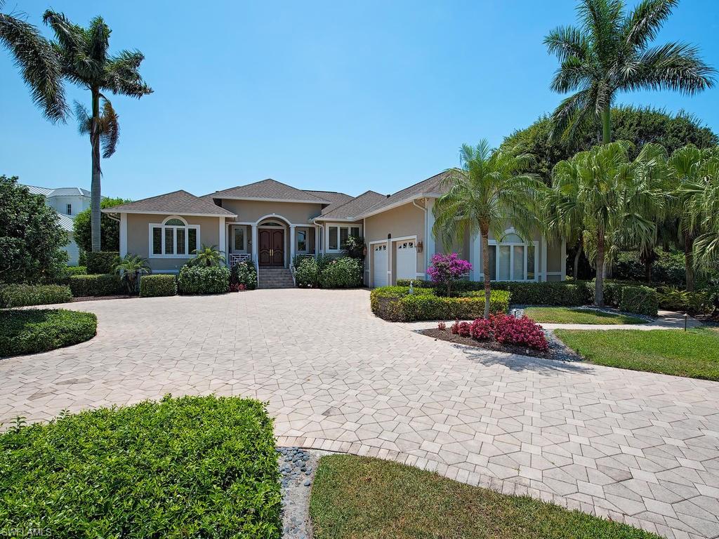 AQUALANE SHORES - Residential