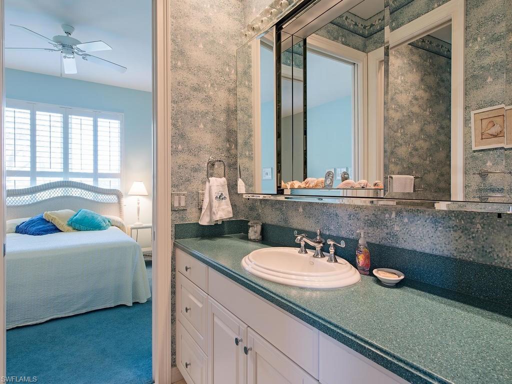 AQUALANE SHORES - Residential