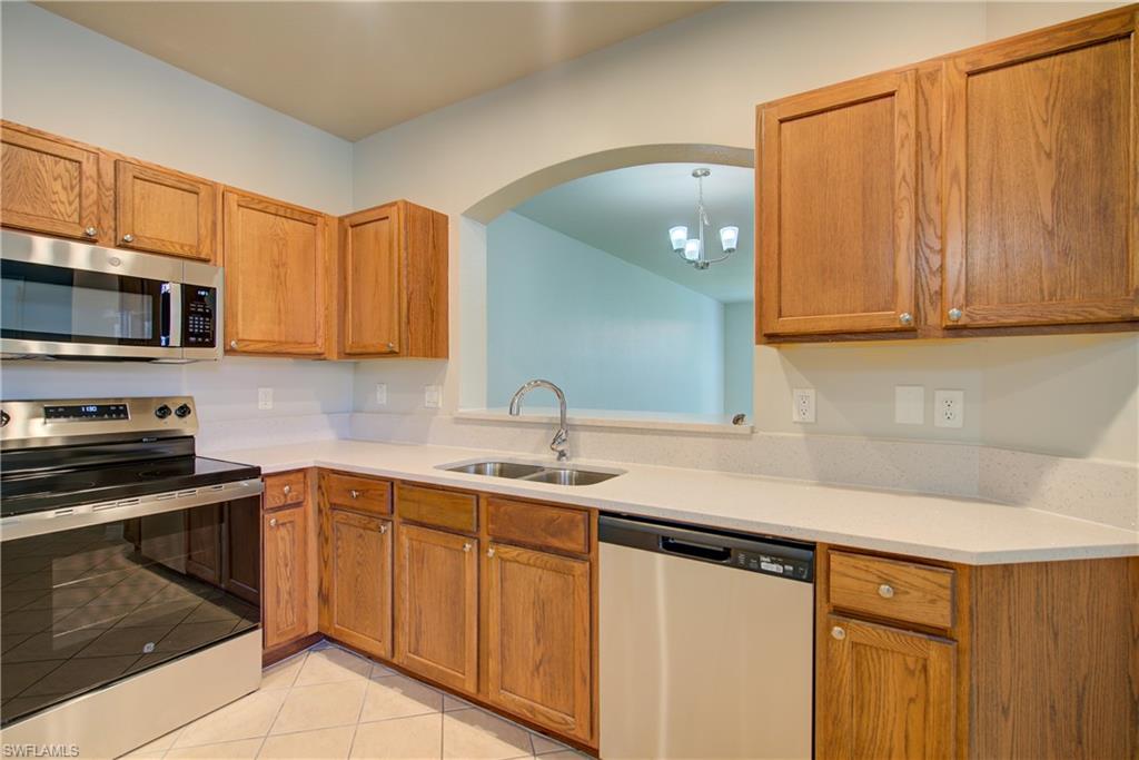 9642 Roundstone CIR