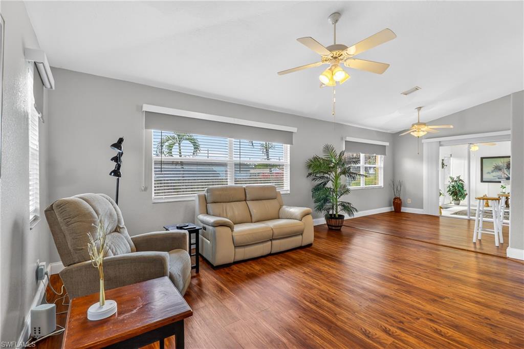 WILLOW CREEK - Residential