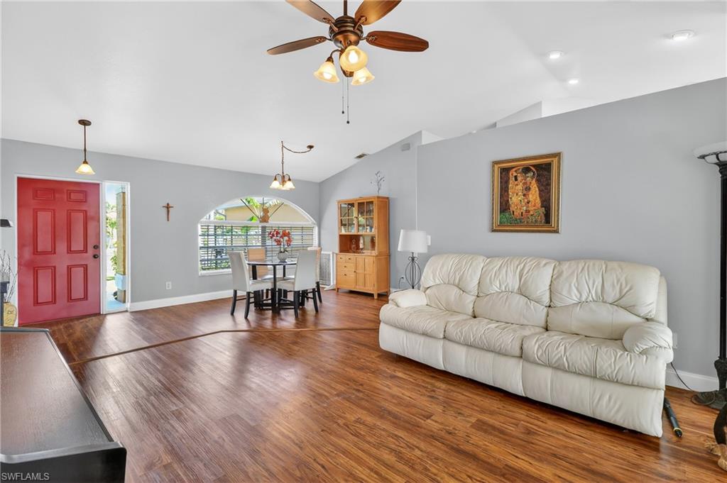 WILLOW CREEK - Residential