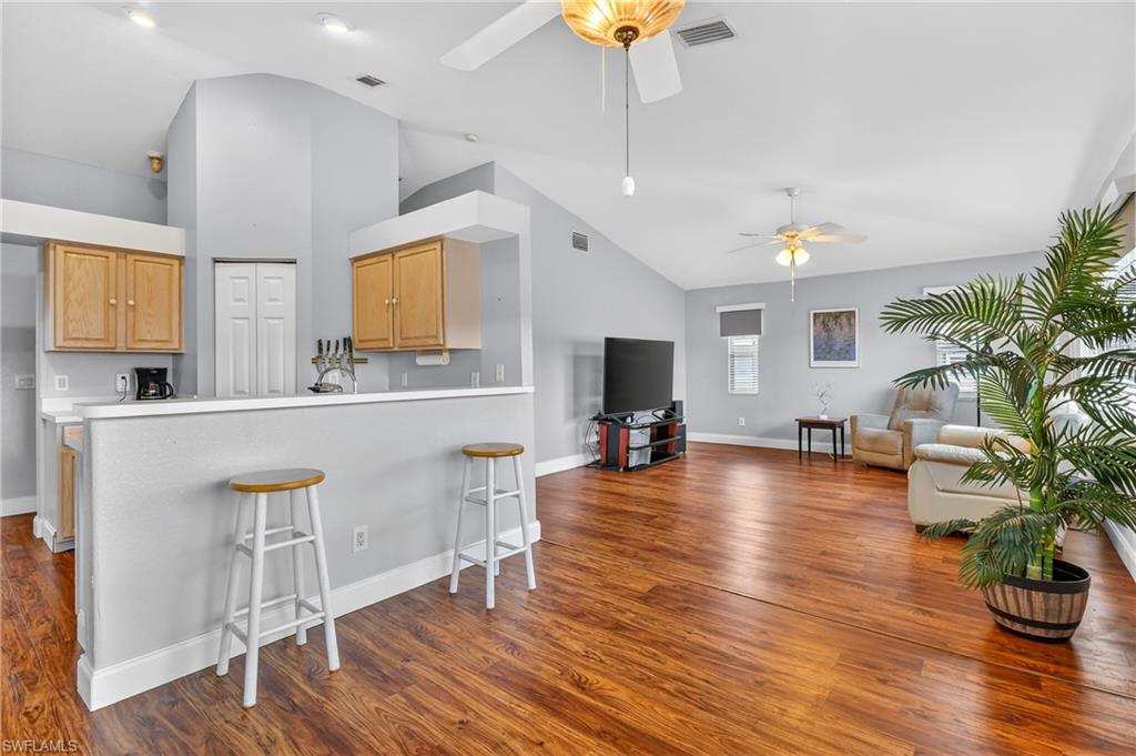 WILLOW CREEK - Residential