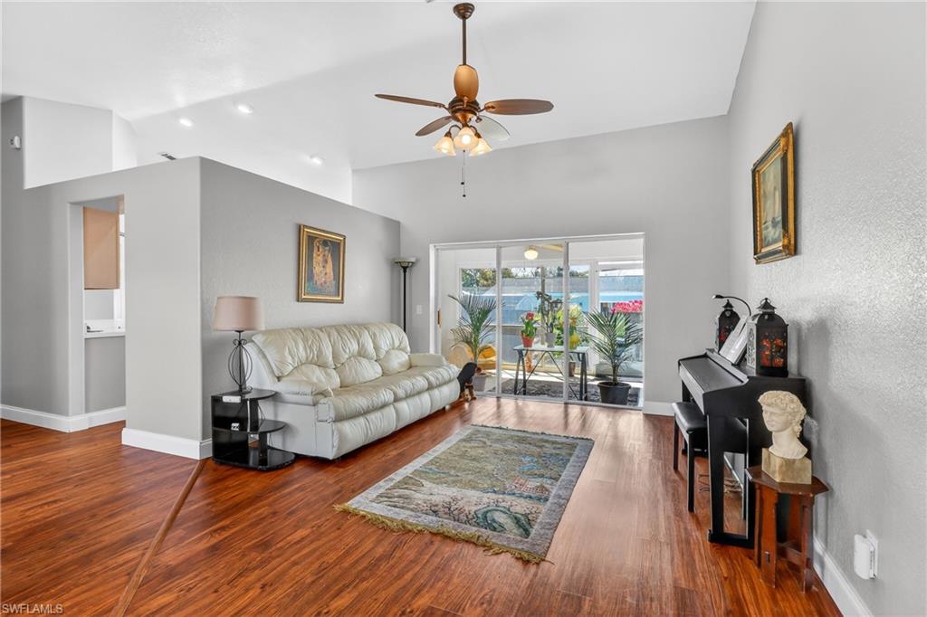 WILLOW CREEK - Residential