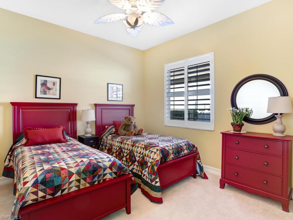 HERITAGE BAY - Residential