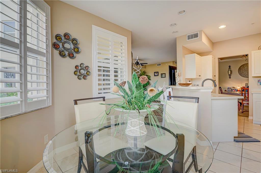 FAIRWAY VILLAS - Residential