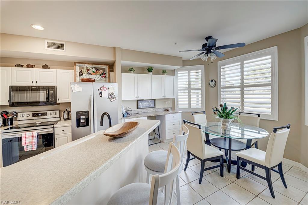 FAIRWAY VILLAS - Residential