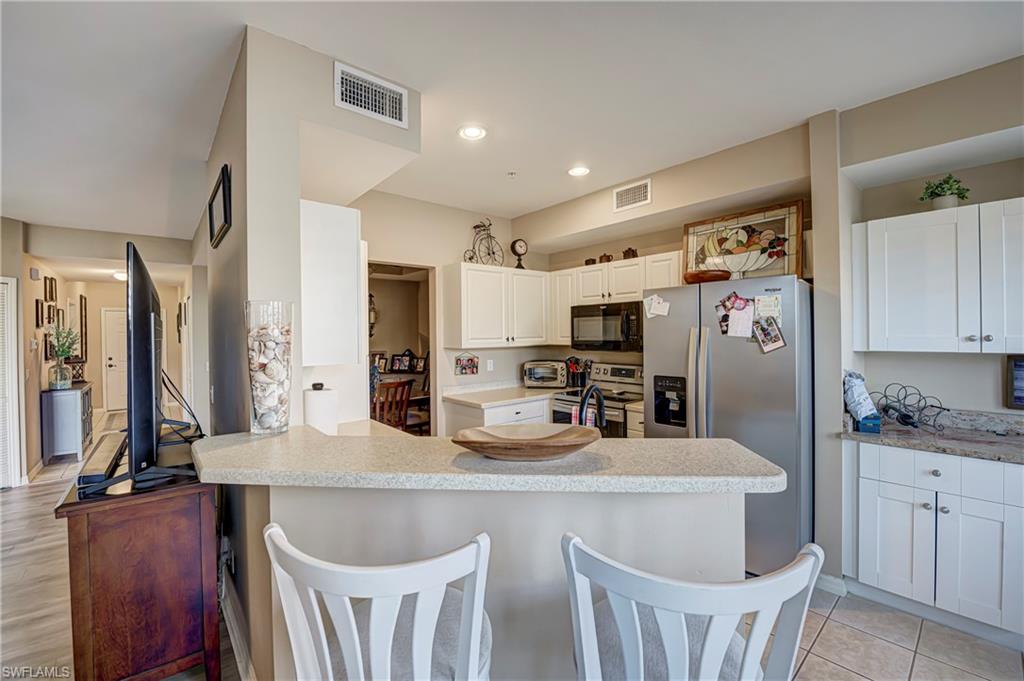 FAIRWAY VILLAS - Residential