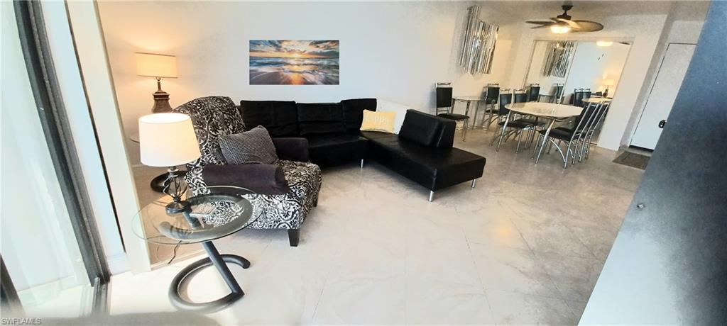 SCHOONER BAY - Residential