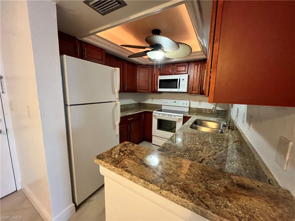 SCHOONER BAY - Residential