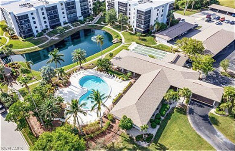 SCHOONER BAY - Residential