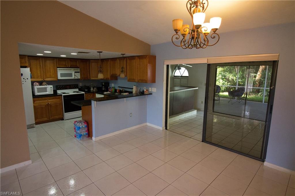 WILLOW LAKE SOUTH - Residential