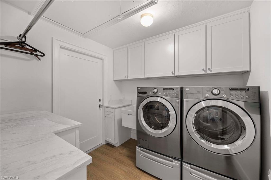 PARK SHORE - Residential