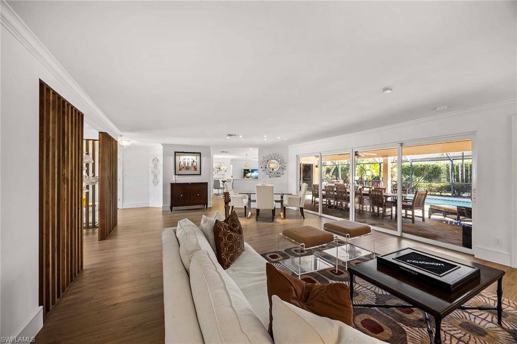 PARK SHORE - Residential