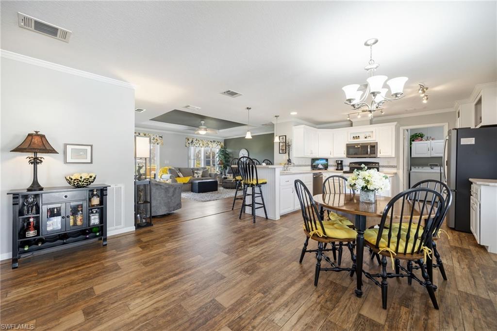 SIX LAKES COUNTRY CLUB - Residential