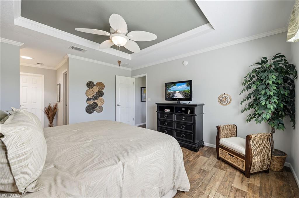 SIX LAKES COUNTRY CLUB - Residential