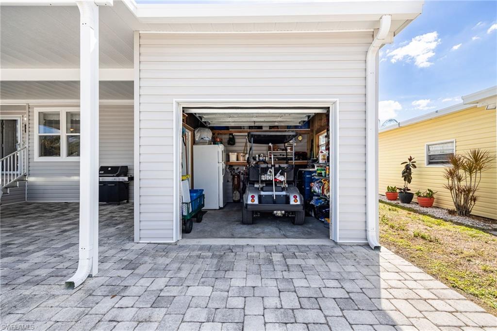 SIX LAKES COUNTRY CLUB - Residential