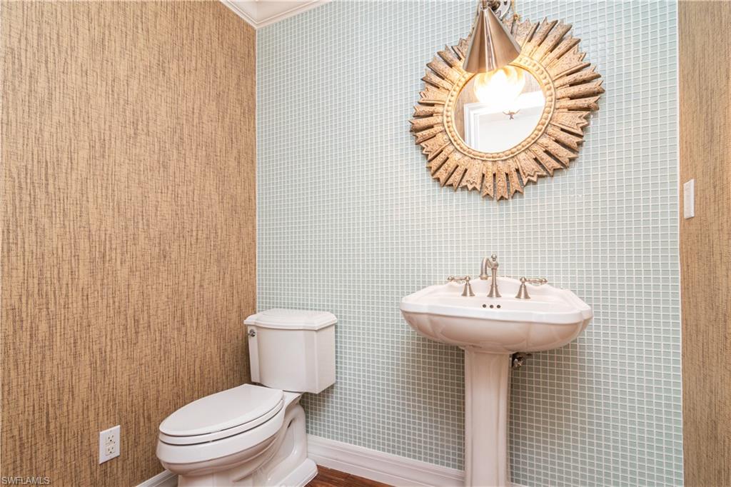 AQUALANE SHORES - Residential