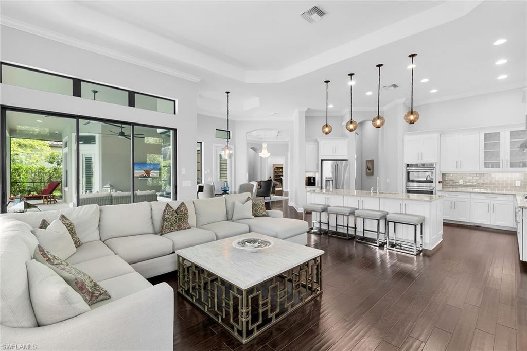 OYSTER HARBOR - Residential