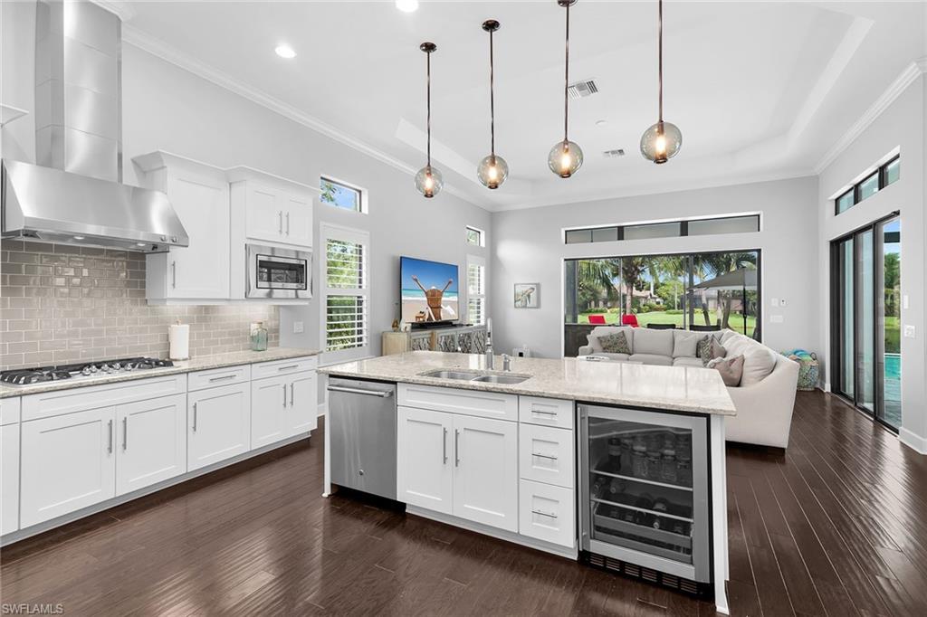 OYSTER HARBOR - Residential