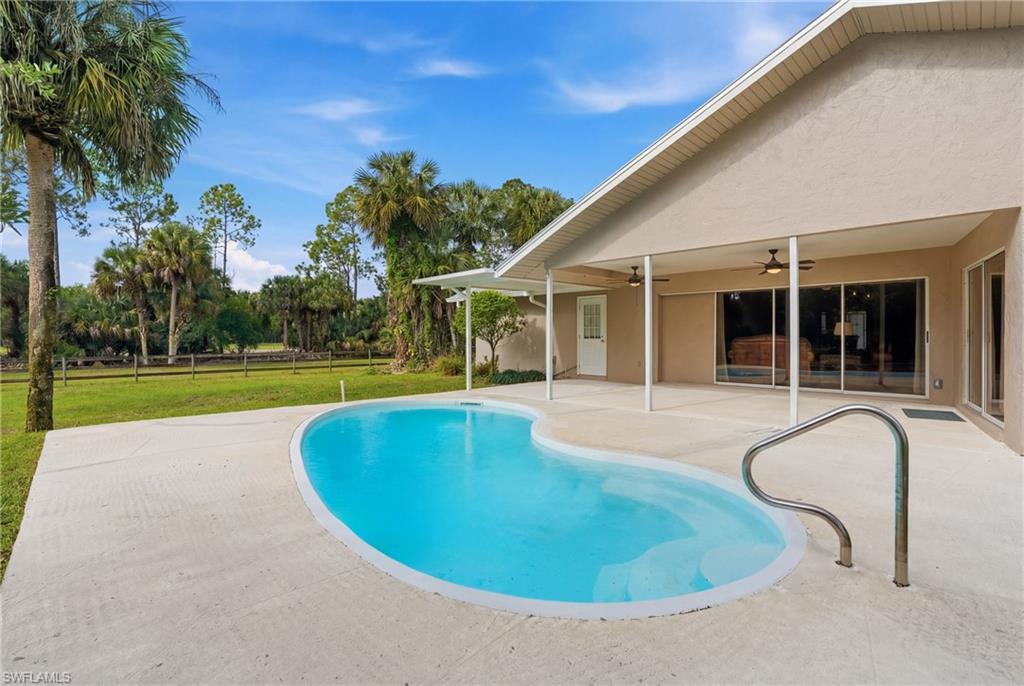 GOLDEN GATE ESTATES - Residential