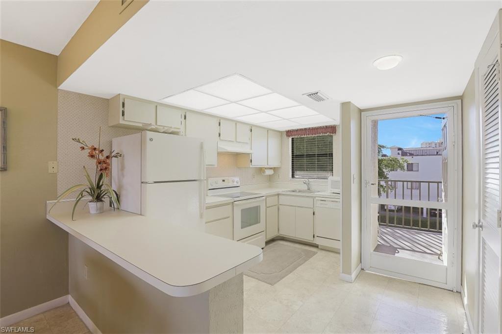 BAREFOOT PELICAN - Residential