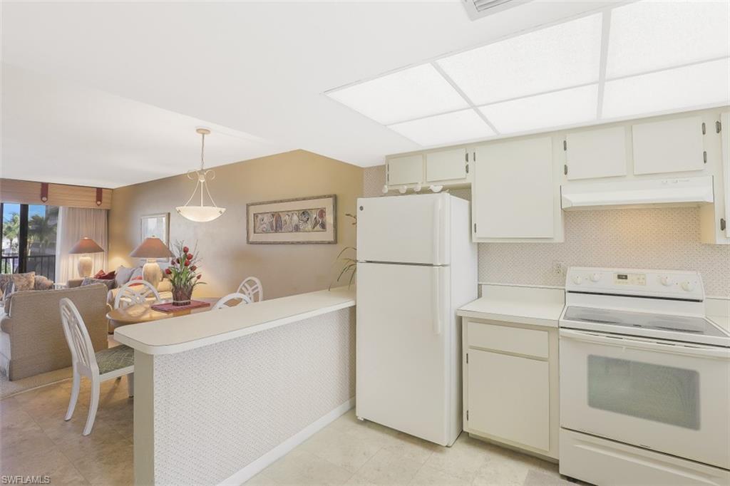 BAREFOOT PELICAN - Residential