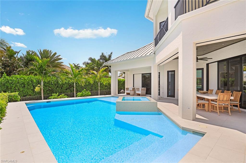 MARCO ISLAND - Residential