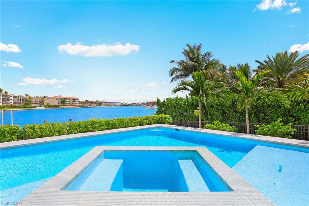 MARCO ISLAND - Residential