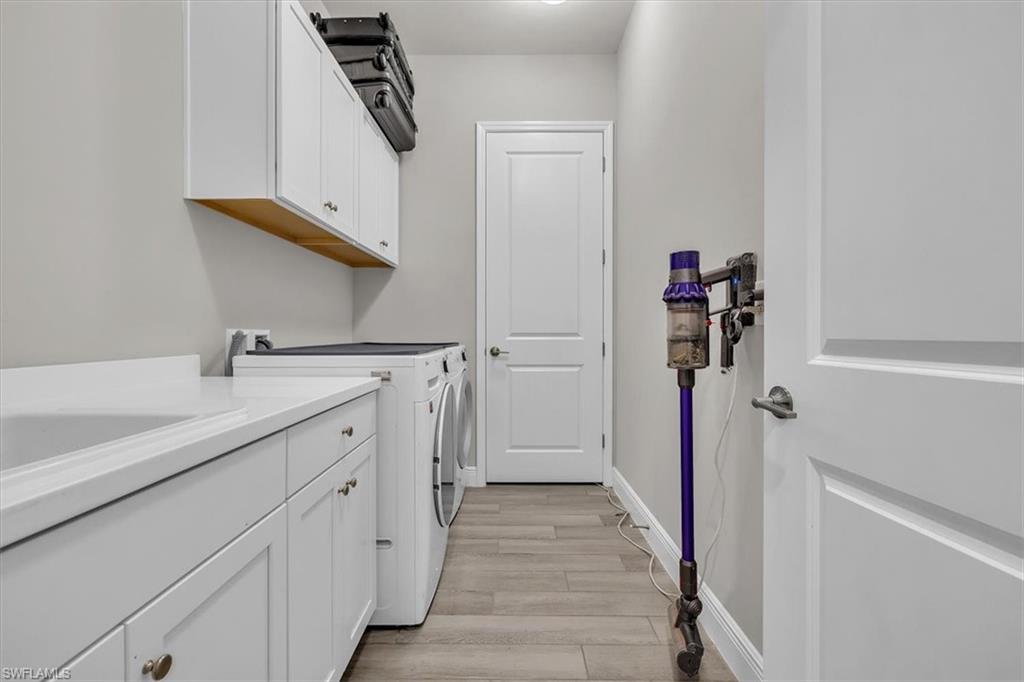 MAGNOLIA ISLES - Residential