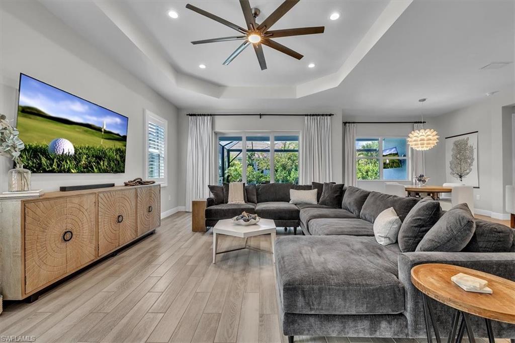 MAGNOLIA ISLES - Residential