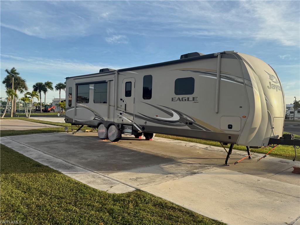 PALMETTO PALMS R V - Land