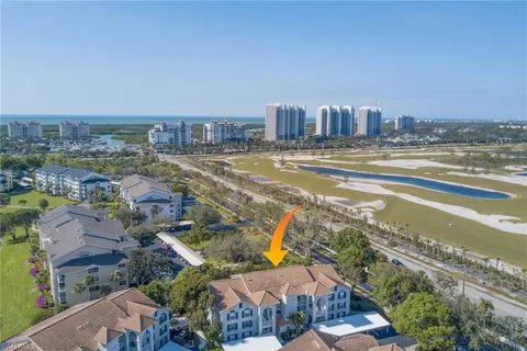 585 Club Side Dr Unit 201, Naples, FL 34110 - #: 225003193